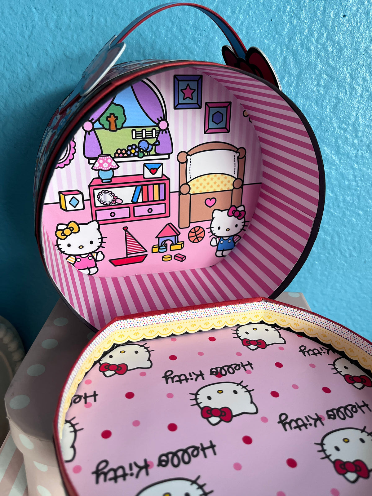 Kitty Box & Mini Album - Scrapbook Tutorial